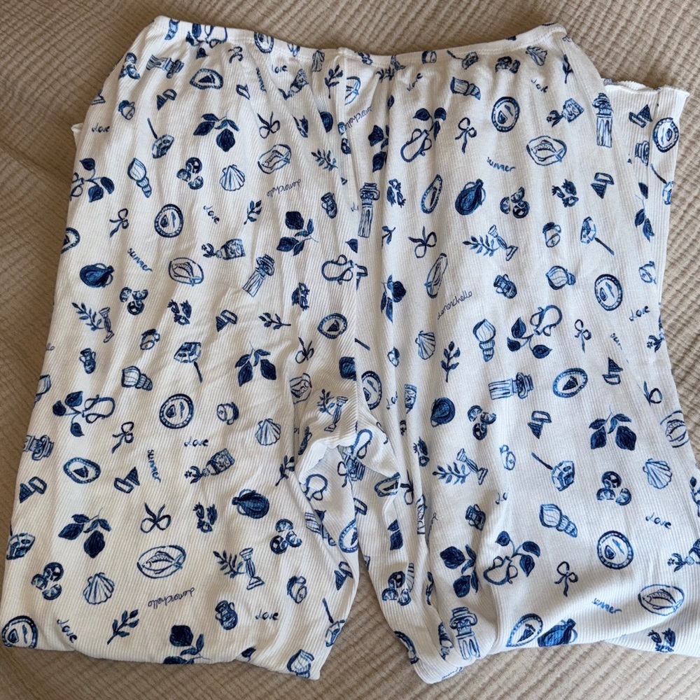 3 Piece Colsie Pajama Set - Picture 11 of 11